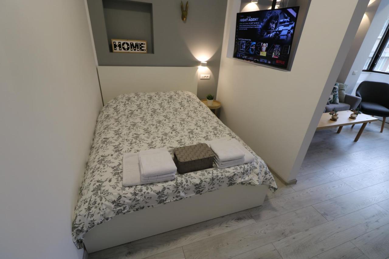 Cozy Novotel Studio - Free Minibar - Quiet & Peace Bucarest Exterior foto