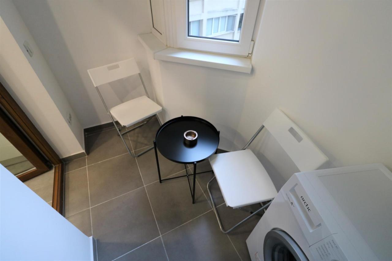 Cozy Novotel Studio - Free Minibar - Quiet & Peace Bucarest Exterior foto